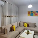 Center Lägenhet Tirana
